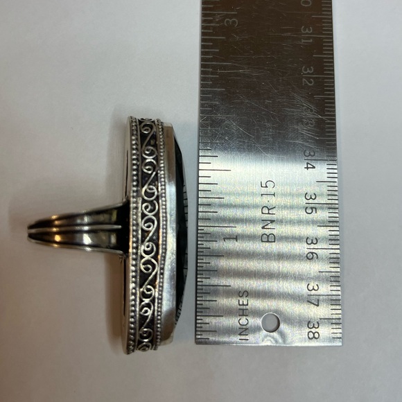 Large Iolite Elongated Faceted Cut Ring in 925 Silver Setting - Picture 16 of 16